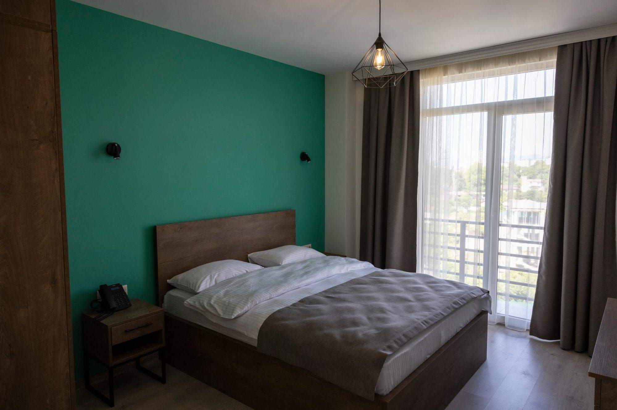 Gardenville Batumi Eksteriør bilde